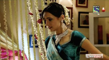 tumblr_mof5fisseR1qmhbtjo3_500 - Sanaya Irani