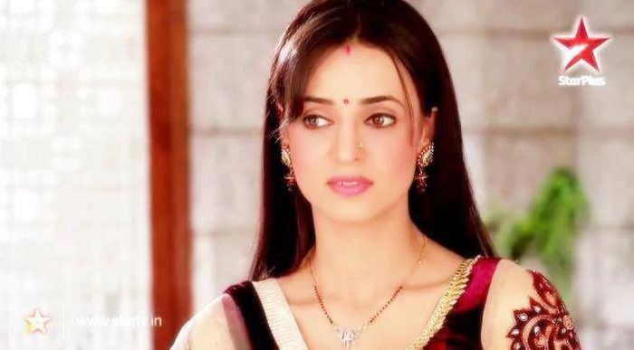 249143_579768588721156_1309377537_n - Sanaya Irani