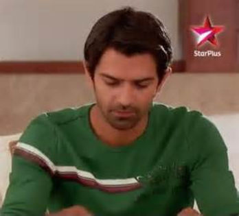 84 - Barun Sobti aka Arnav Singh Raizada-ASR