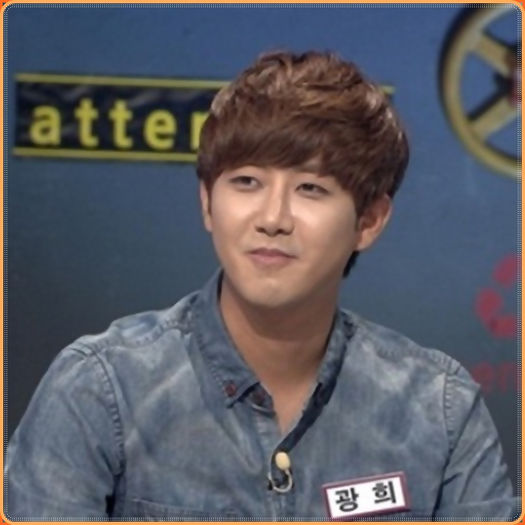 +. ...o.O.. MinKi!.. :|.. :))=)) .. Nu cred.. Chiar asta i-ai zis? :))