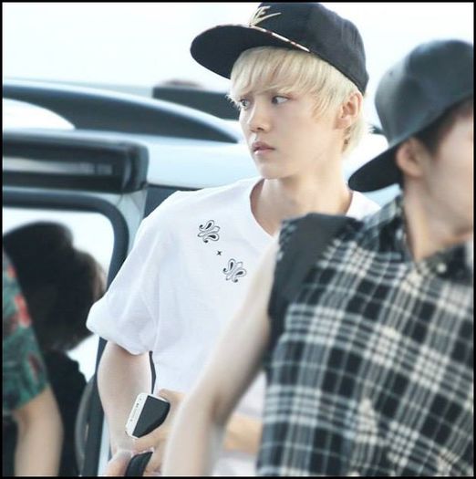 (LH) ..Byee. :-h :))