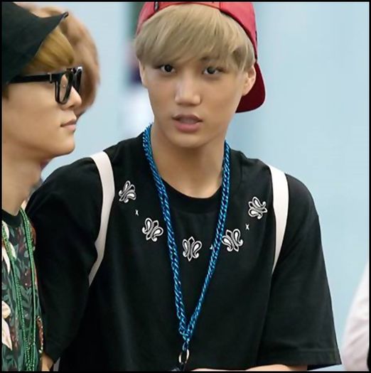 (Kai) ..[stranuta] ..:)) Ajunge el imediaat. :> :)) - ix __ Episodul 015 __ xi
