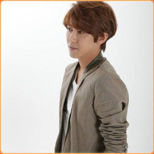 +. Pai.. se vede ca n-o sa zici nimic..deci..:-s.. Bye noona..:d..:-s..(se ridica|pleaca) - ix __ Episodul 015 __ xi
