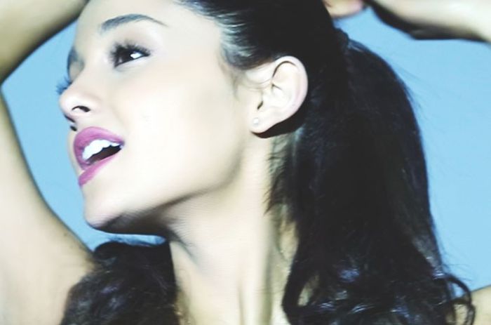 ariana-grande-2013-650-430 - Ariana Grande