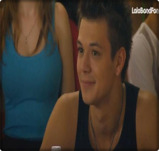 Te simţi bine ? o,O - CRISTI home - please knock __ x3