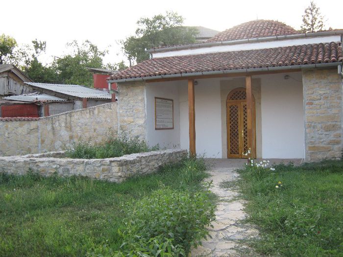Mormantul lui Sari Saltuk Babadag - Dobrogea