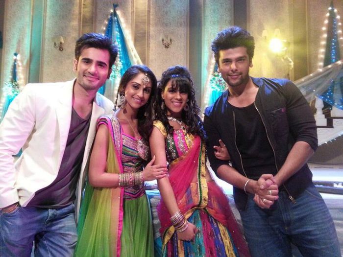 1236006_632969353402982_1227743606_n - Krystle DSouza