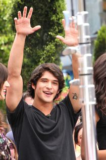 ღTylerღ - xo_Tyler Posey_xo