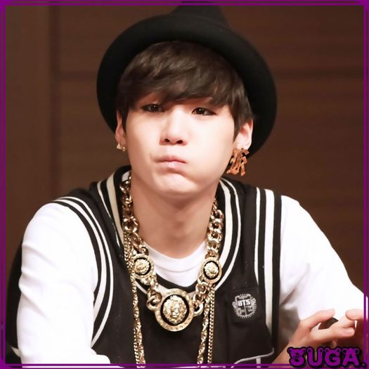 ✖ E greu sa`mi raspunzi..mnu? ^^ `Miaw`. :3 :)).