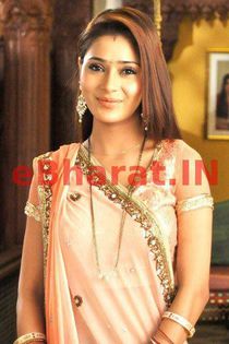 sara-khan02 - sera and parul best sister