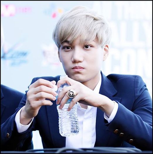 (Kai) ..Ba da. :| ..[bea] Mincinosulee. :-w