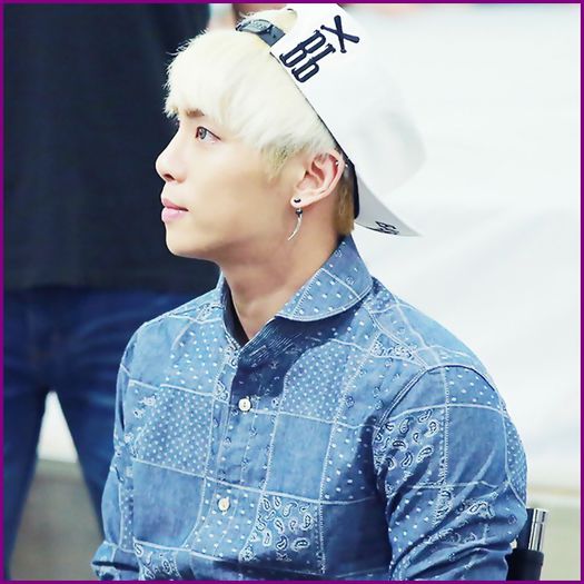 - Ca nu e Tae..hyung`ul..si sunt eu. :-? :)).