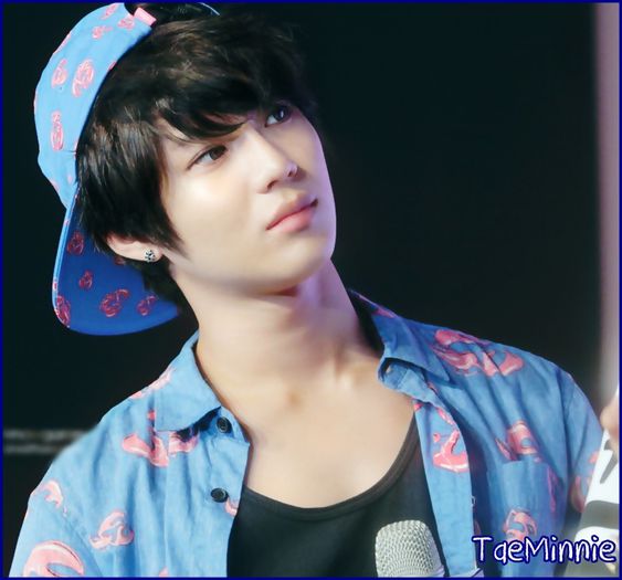 x. Bine. :-? *se urca in barca;o duce pe cealalta parte a lacului;pleaca*.