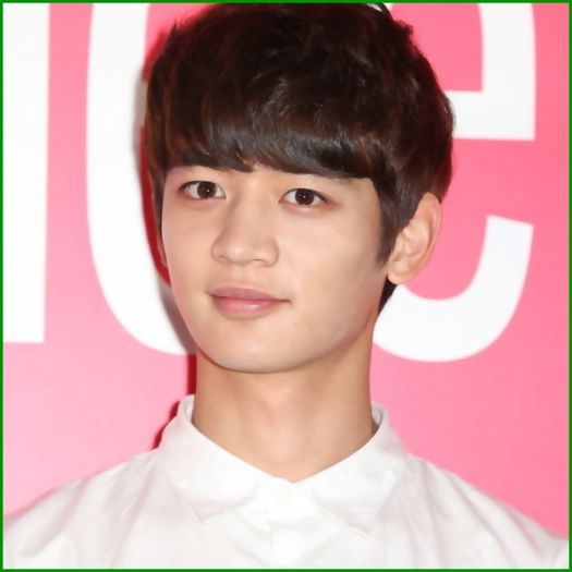 `MH` .. Dar..pe tine cand te voi vedea de manuta cu Krys? ;;) .. :)) ..