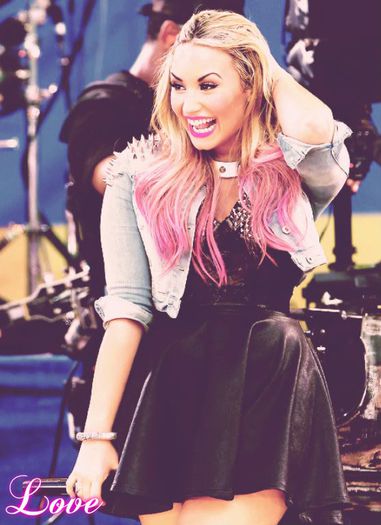 ♥This♥Is♥Love♥ - l - o Facts about Demi Lovato