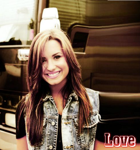 ♥This♥Is♥Love♥ - l - o Facts about Demi Lovato