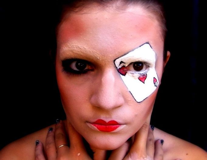 prima foto - Concurs machiaj - Poker Face by Cosmetic Style