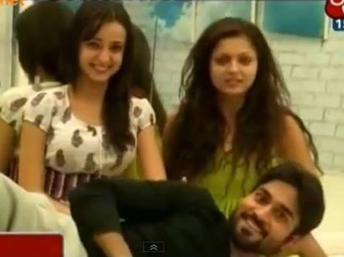 1186038_640173192683073_1574634608_n - Sanaya Irani
