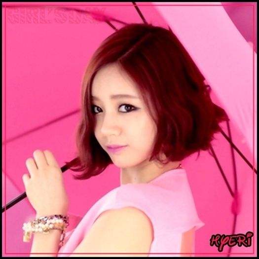 @. ..[uitandu`se la Suga] ..SugaR ..[accentuand r.ul. :))] ..Vrei sa facem ..box? :-L ..:))