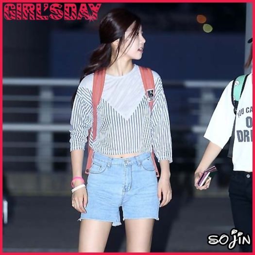 |:*| ..[se ridica] ..Am plecat, distractie placuta in continuare. :) [pleaca]