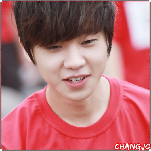 *- Aha..intreaba`ma pe mine..ca eu stiu. :-w Il..ducem acasa..si asteptam sa vina Hye sa il ia? :-?.