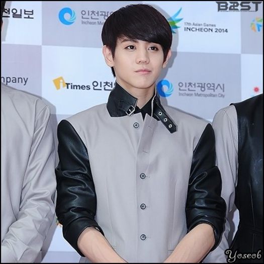 [:X] ..Ah.. pacat. -__- ..Am vorbit cu JiYoong.. si facem maine tot.. deci Hyun e ..liber.. - ix __ Episodul 021 __ xi