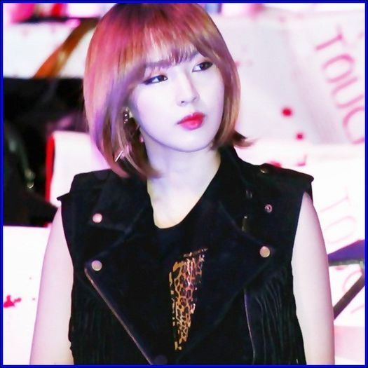 .` Buna :)...[daa..ce va uitati?..eram si eu pe aici..-_- :))=))] - ix __ Episodul 021 __ xi