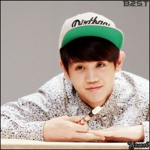 [:X] .. :)) ..Bine, bine. :3 ..[o saruta pe capusor. :o3] ..