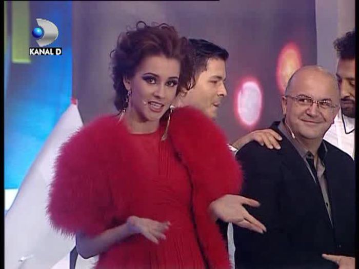 ana-maria-rostit-plugusor-trasnit-roata-revelionului-video-15490