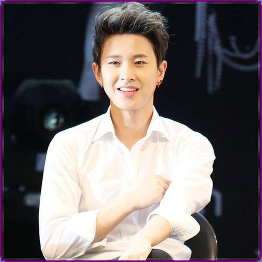 .&. Ehh..nu mult.. o ora.. doua.. [se uita la JA] 5.. :-L