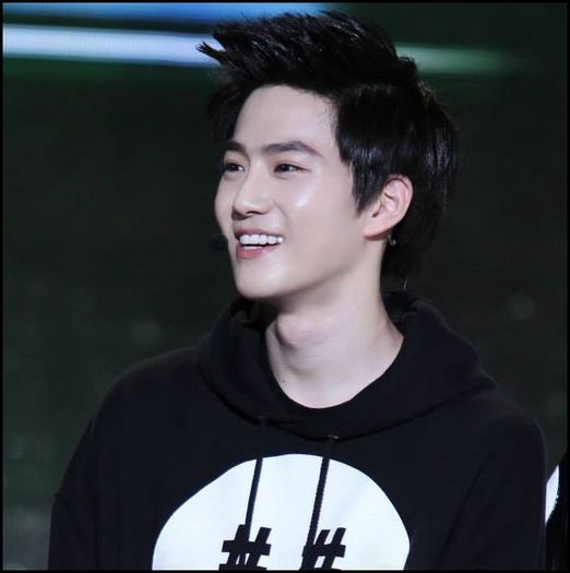 ($) .. :)) Sa nu uiti cravata. ;;)