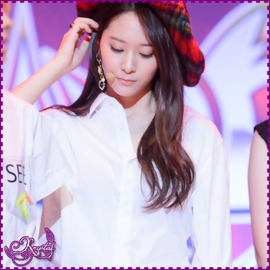 |< Chiar conteaza raspunsul? :| Te intereseaza asa mult? ..