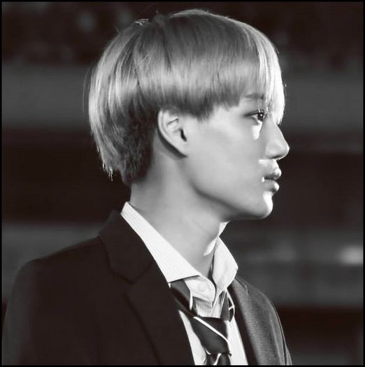 (Kai) ..Si ce as putea sa fac?:| Sa le spun fetelor sa plece doar pentru faptul ca..Yaa. :|