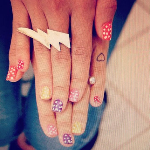 unas-nikki-brizz-590x590