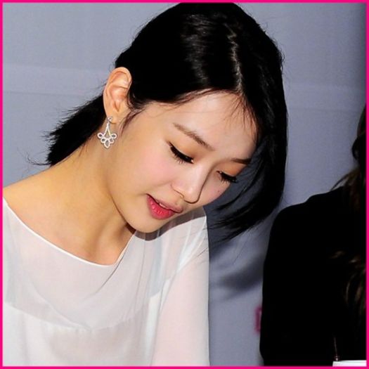 `.. Mda..ma asteptam. :)) -.-.