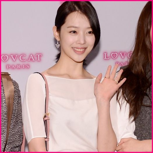 `.. Hei Suga. :-? Pai..poate e un secret. ;)).