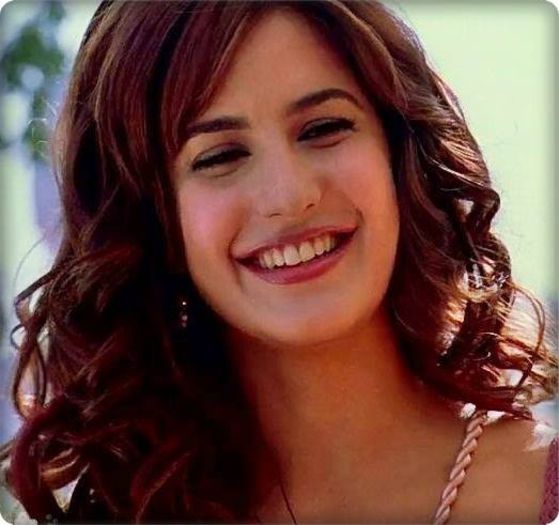 Si hai sa scapam de plictiseala.