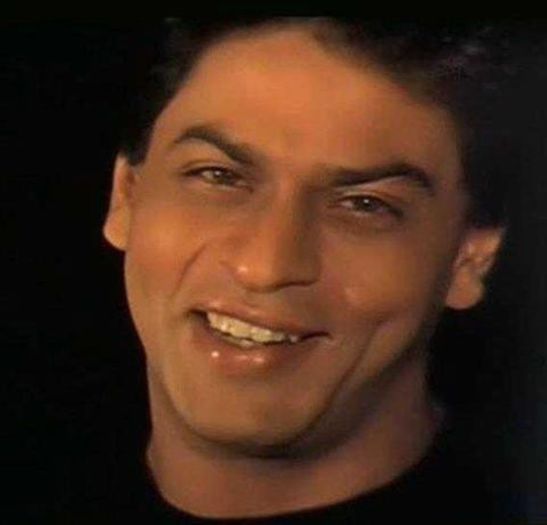 Doua clatite merg! La un moment dat una se impiedica si ii sare gemu :)))