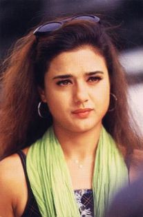 Zic eu : `ce facem`,tu ai zis `dormim` :-j si eu m-am intors cu spatele la tine :)