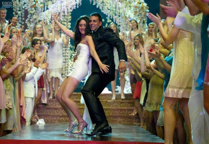 normal_Kareena_Kapoor_Akshay_Kumar_and_Sylvester_Stallone_in_Kambakkht_Ishq_(59)