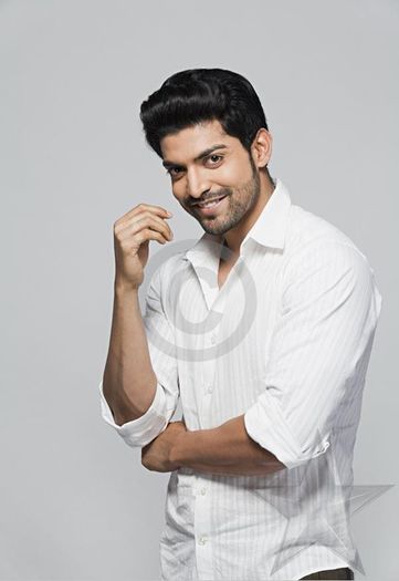 GURMEET-gurmeet-choudhary-29927529-600-872