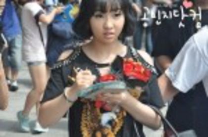 thumb_minji2~10 - 2ne1 7