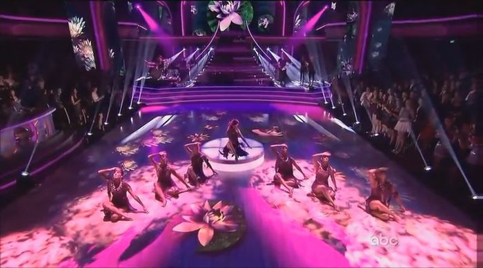 bscap0171 - xX_Come And Get It Performance on Dancing With The Stars