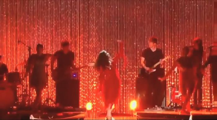 bscap0098 - xX_Come and Get It LIVE at MTV Movie Awards