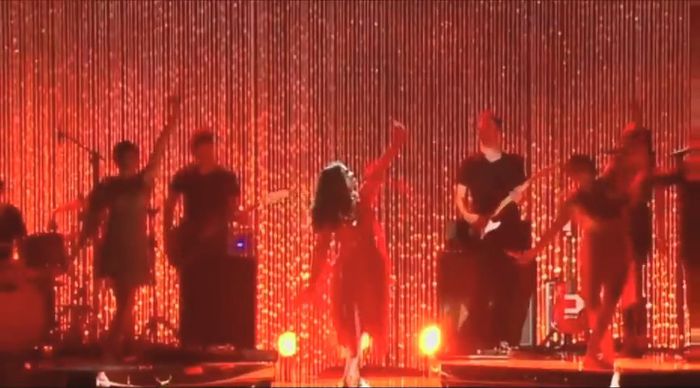 bscap0099 - xX_Come and Get It LIVE at MTV Movie Awards