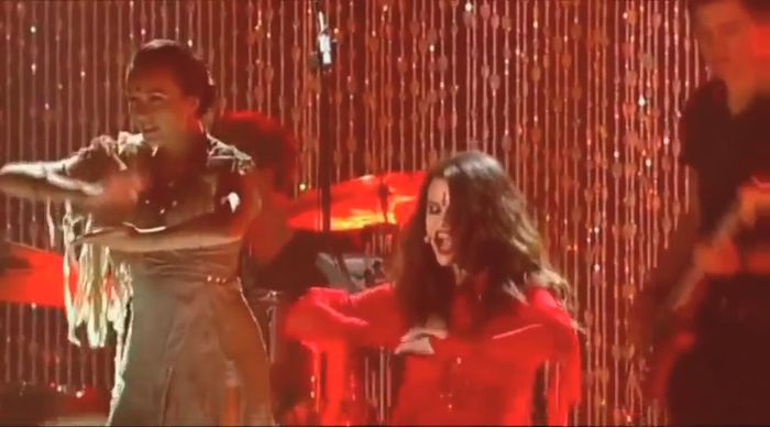 bscap0115 - xX_Come and Get It LIVE at MTV Movie Awards