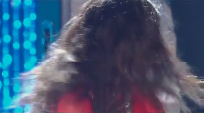 bscap0135 - xX_Come and Get It LIVE at MTV Movie Awards