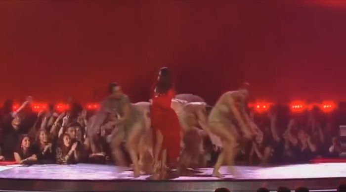 bscap0370 - xX_Come and Get It LIVE at MTV Movie Awards