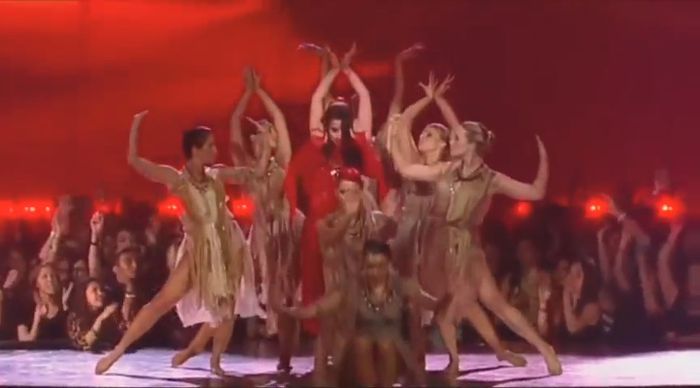 bscap0420 - xX_Come and Get It LIVE at MTV Movie Awards