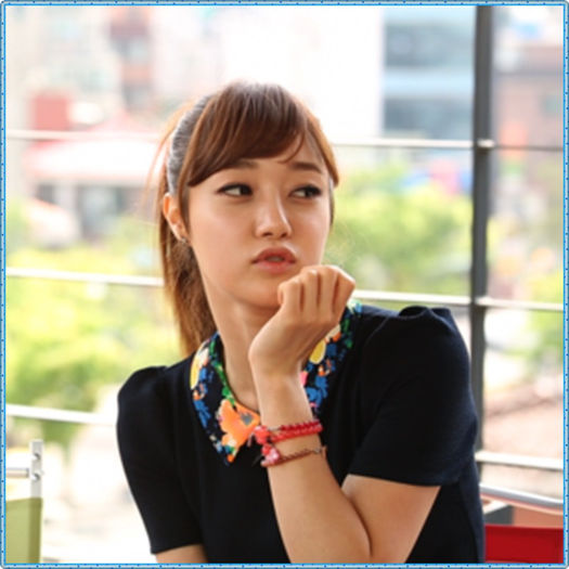 ~9~ Mmm..saracul..:-s.. Incercati sa-l crutati pe cat de mult posibil..:)) - ix __ Episodul 025 __ xi